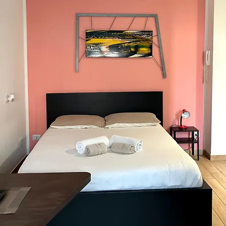 Appartamento Fully Equipped Design In San Siro