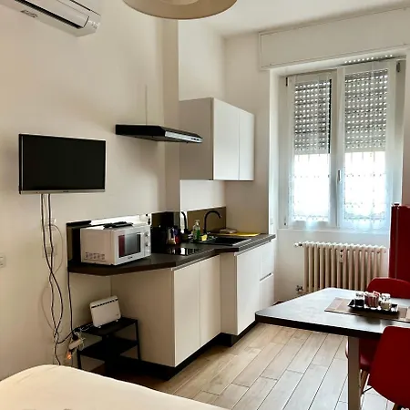 Fully Equipped Design In San Siro Lägenhet