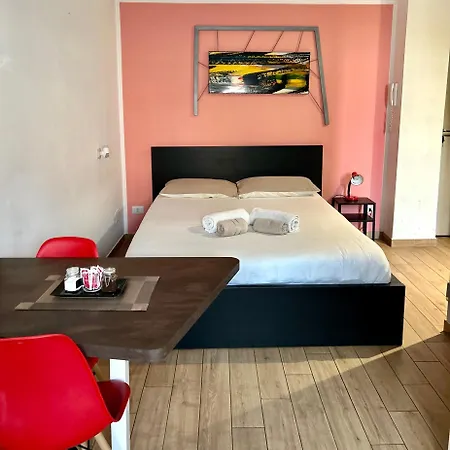 Fully Equipped Design In San Siro Milano