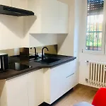 Apartment Fully Equipped Design In San Siro